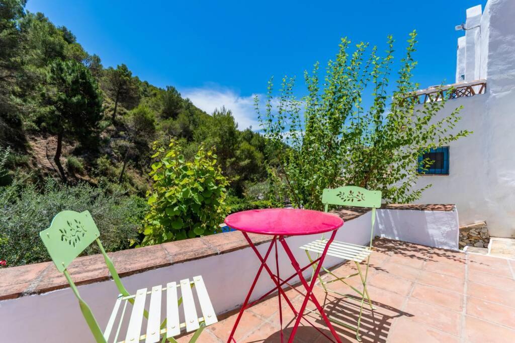 Casa Rosa, Con Encanto Y Piscina Climatizada フリヒリアナ エクステリア 写真