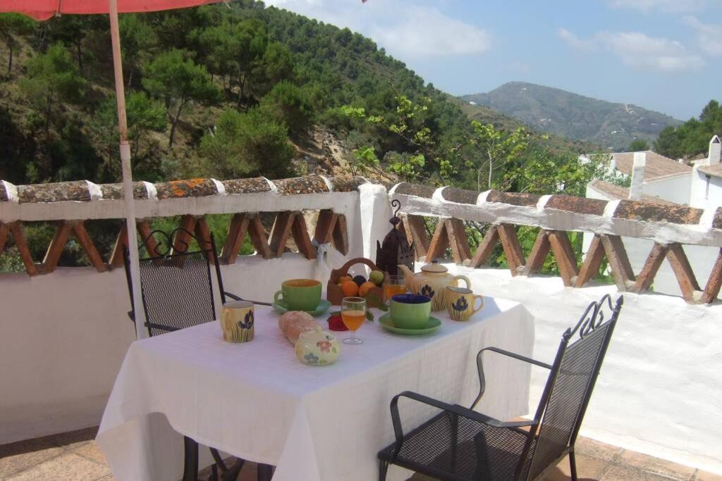 Casa Rosa, Con Encanto Y Piscina Climatizada フリヒリアナ エクステリア 写真