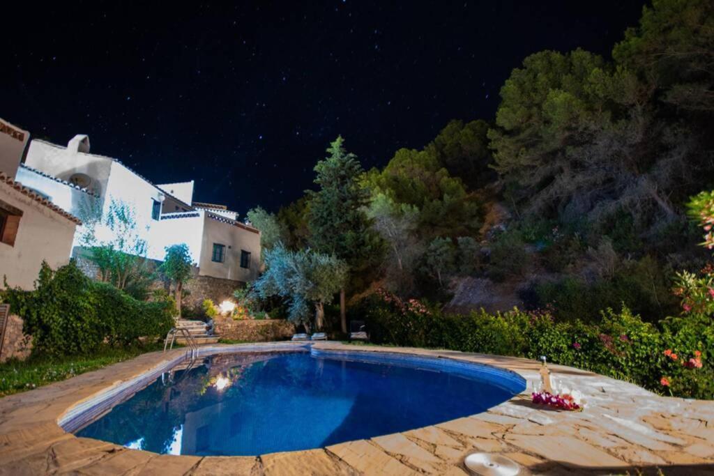 Casa Rosa, Con Encanto Y Piscina Climatizada フリヒリアナ エクステリア 写真